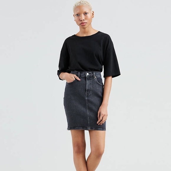 Levi's Dresses & Skirts - Levi’s essential denim mini length pencil skirt